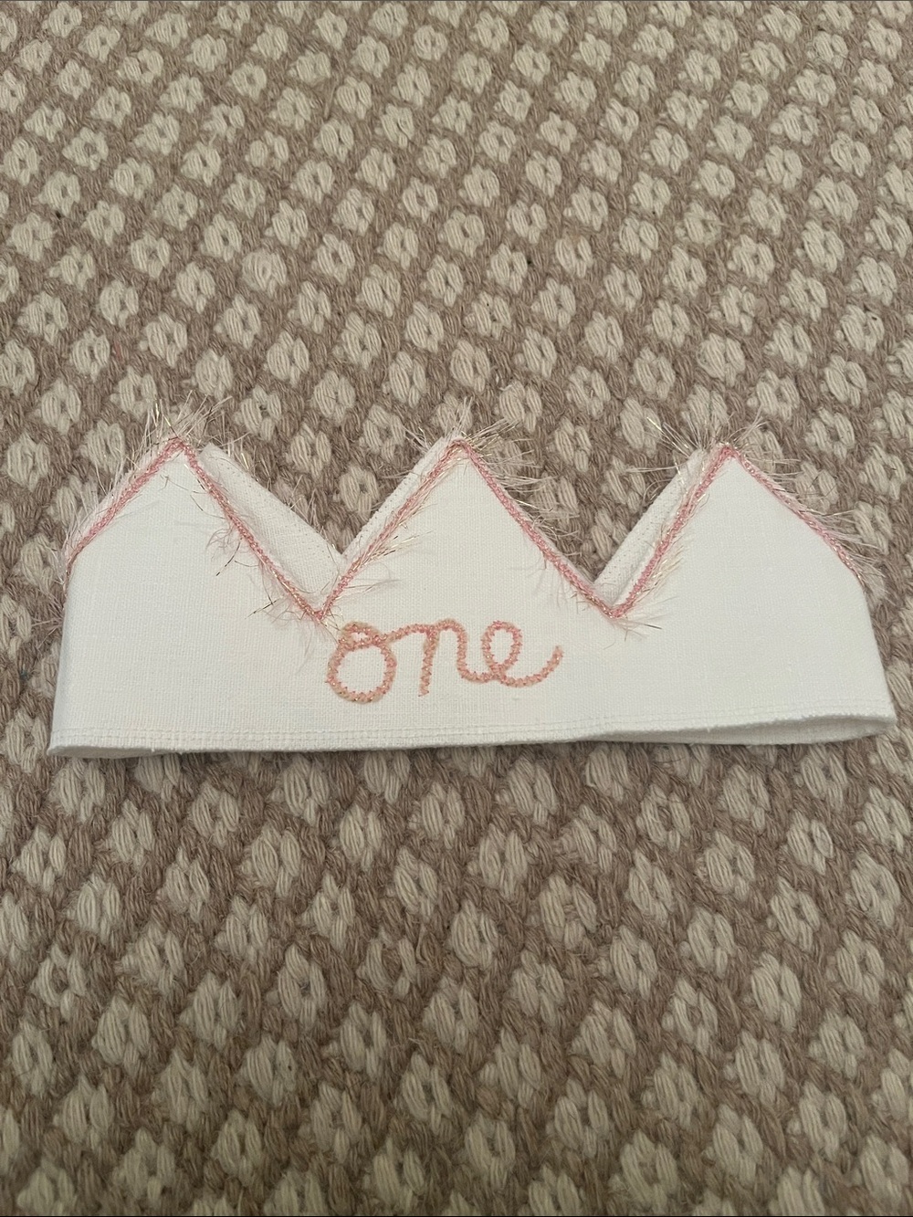 “One” Embroidered Linen Birthday Crown